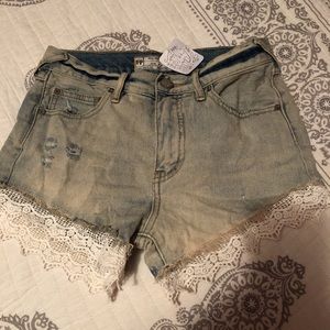 Vintage style Free People shorts with a lace trim